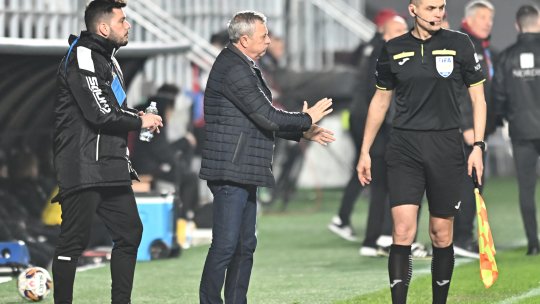 Supărarea lui Mircea Rednic după Rapid - UTA 4-1 + Cuvinte de laudă pentru giuleșteni: "S-au schimbat multe"