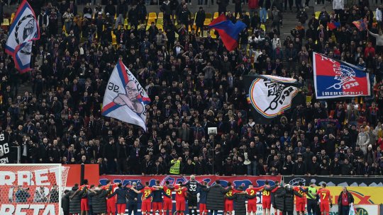 Rapidiștii vor să ofere o peluză pe Arena Națională, cei de la FCSB refuză și acuză o cacealma: ”Le dăm toate biletele, nu îi trimitem la cucurigu, cum fac ei” / ”Nu ne-am născut ieri”