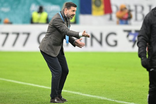Kopic, monument al disperării după FCU Craiova - Dinamo 2-1. Cum a fost surprins antrenorul croat la finalul partidei