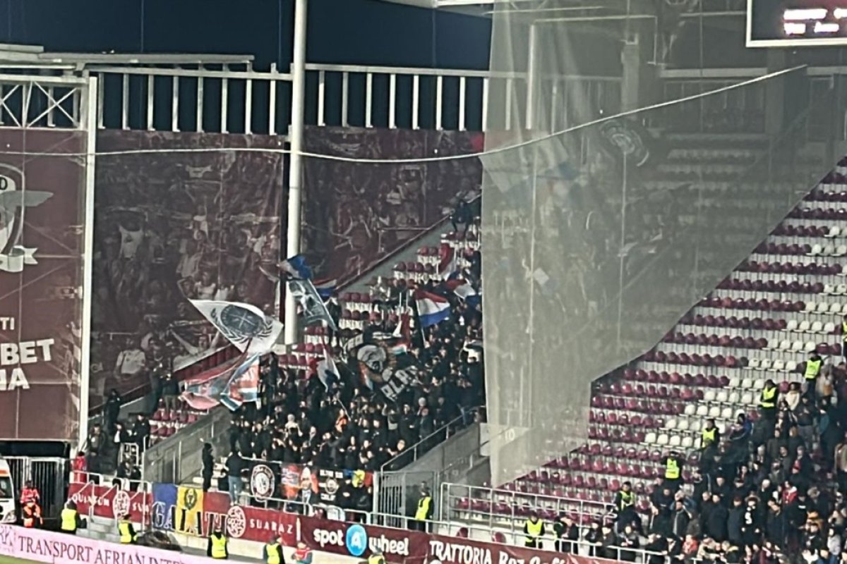 Imagini din stadionul Giulești din duelul Rapid - Oțelul