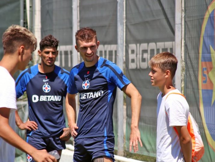 Dani Popescu a făcut cunoștință cu vedetele de la FCSB
