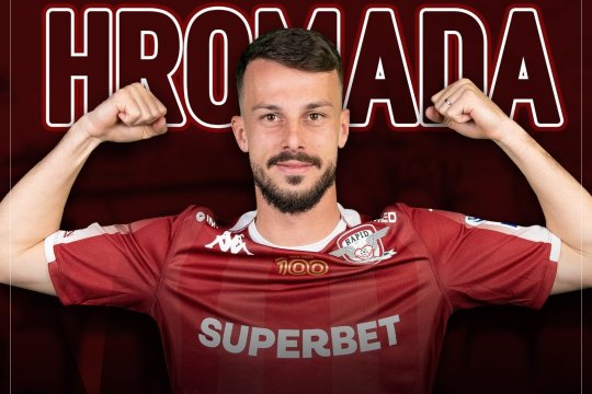 OFICIAL | Rapid l-a prezentat pe mijlocașul luat de la Slavia Praga