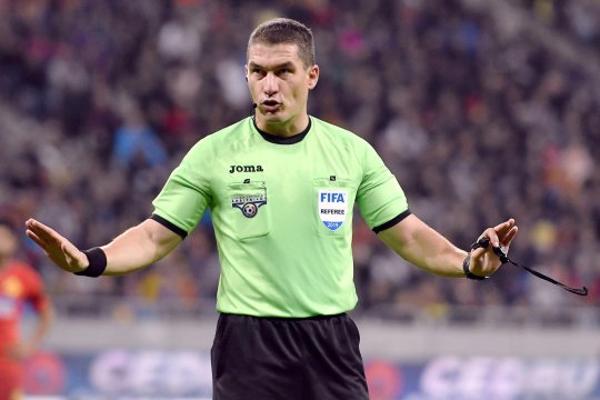 Istvan Kovacs, protagnistul unui meci plin de controverse! Mai multe decizii luate de central în Sepsi - Universitatea Craiova 1-3 au șocat