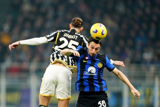 Inter, tot mai aproape de ”Scudetto”. Juventus pierde la limită duelul de pe Giuseppe Meazza