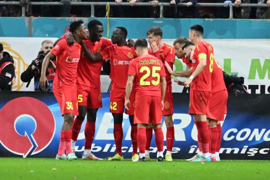 Gigi Becali s-a pronunțat după meciul cu Farul: "E peste Olaru!". Jucătorul făcut praf de patronul FCSB: "Nu e fotbalist, săracu"