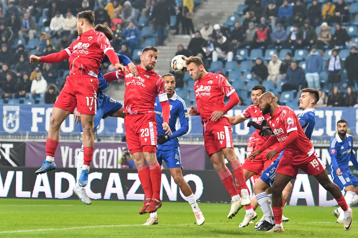 FCU Craiova 1948 - Dinamo