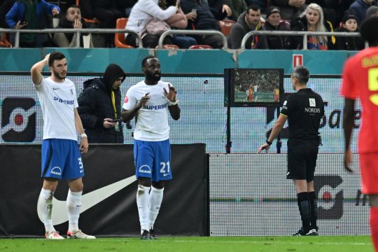 Etapa și controversa în Superligă! Cum arată, după FCSB 1-1 Farul, clasamentul arbitrilor cu penalty-uri acordate în urma consultării tehnologiei VAR