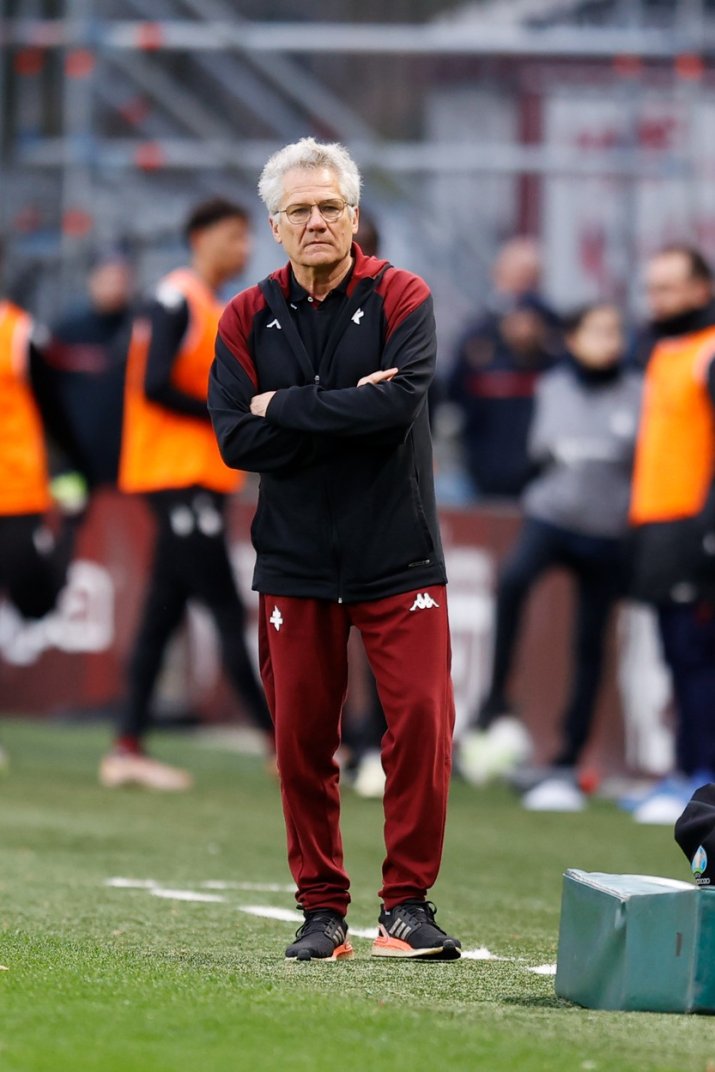 Ladislau Boloni, antrenorul lui Metz, în partida Metz - Lorient 1-2, 4 februarie 2024