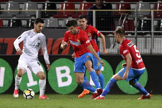 Unul dintre fotbaliștii cu care a negociat Dinamo, detalii despre discuțiile din această iarnă: ”N-au zis nici <<da>>, nici <<nu>>!”