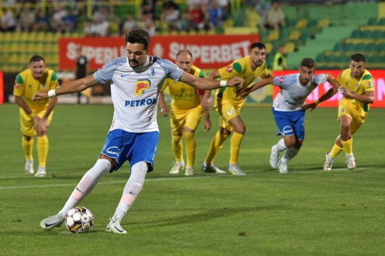 OFICIAL | Adi Petre, ce declin! Cu ce echipă a ajuns să semneze fosta speranță a fotbalului românesc