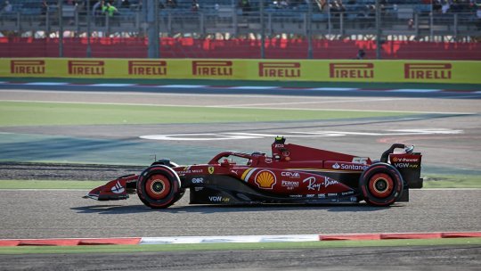 Carlos Sainz, cel mai rapid în a treia sesiune de antrenamente libere înaintea MP al Bahrainului! La ora 18:00 încep calificările