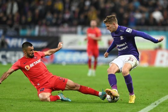 Imagini fabuloase cu Xian Emmers! Cum a fost surprins după ce Rapid a ”spulberat-o” pe FCSB în derby