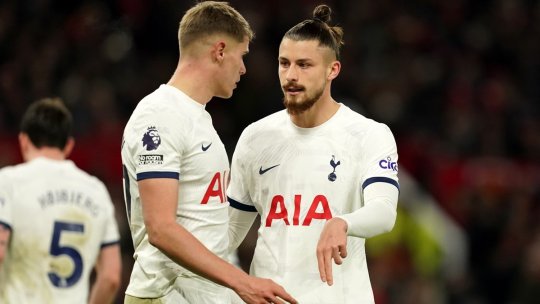 Șansa lui Radu Drăgușin? Antrenorul lui Tottenham, anunț important pentru internaționalul român