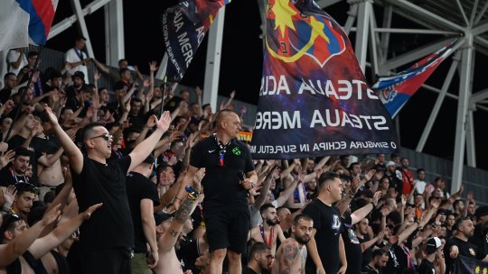 Galeria FCSB, mesaj de susținere pentru ultrașii rivalei Rapid. Ce banner au afișat pe un bulevard din București
