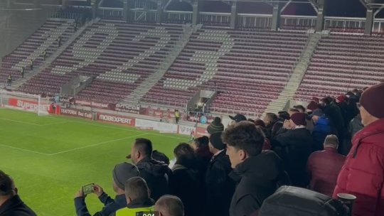 Fanii Rapidului și-au ieșit din minți după înfrângerea cu Farul: ”Sunteți sclavii Stelei!” Ce au făcut suporterii din Peluza Nord la finalul duelului din Giulești