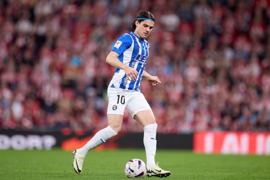 Ianis Hagi a jucat mai mult de 30 de minute în meciul pierdut de Alaves în La Liga