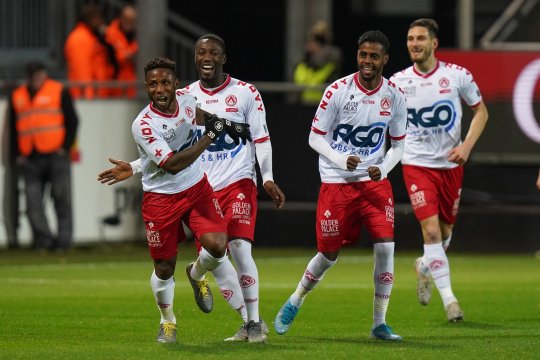 OFICIAL | Transfer de răsunet făcut de UTA! Atacantul de 8 milioane de euro a semnat