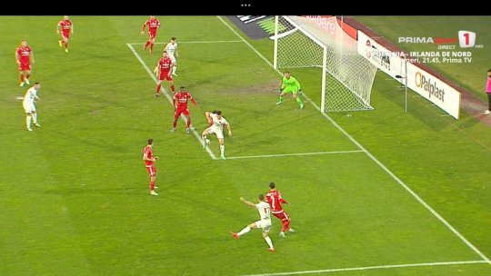 Dinamo, "salvată" de VAR în startul partidei cu Hermannstadt! Sibienii au marcat, însă Ovidiu Hațegan nu a validat reușita