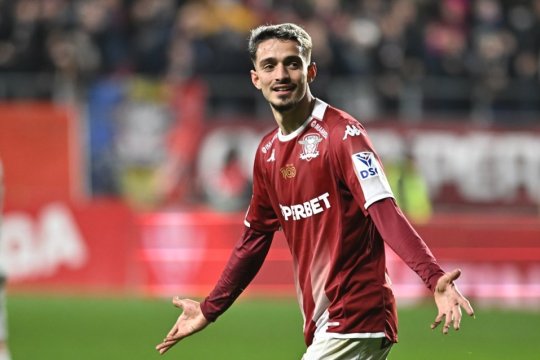 Rapid a stabilit suma minimă pentru transferul lui Albion Rrahmani! Benfica ar fi extrem de interesată de kosovar