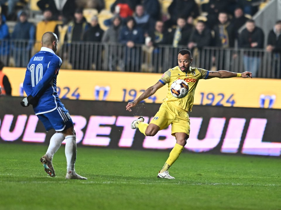 Jair, marcator în Petrolul - FCU Craiova 1948