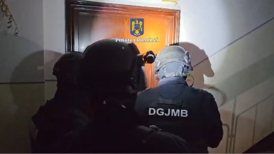 Prima reacție a Poliției Capitalei, după ridicarea suporterilor de la Dinamo și Steaua, din dosarul ”Ultras” + VIDEO cu descinderile