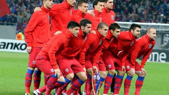 Fotografia care îi va emoționa pe fanii roș-albaștrilor. Eroii din urmă cu 11 ani s-au reunit