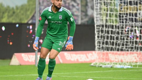 Scandal la FCU Craiova! Robert Popa a lansat un atac dur la adresa unui oficial: ”E un figurant care se dă drept bunicul meu”. Replica a venit instant: ”Îi spun în față”