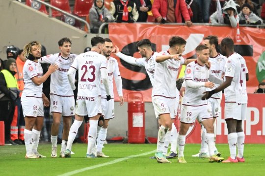 Reinventează Rapid încă un fotbalist? Jucătorul pentru care giuleștenii au plătit 400.000 de euro a jucat pe un post neobișnuit în amicalul cu Mioveni. Cât s-a terminat partida