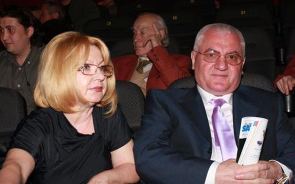 Dumitru Dragomir, împreună cu soția lui, Vica