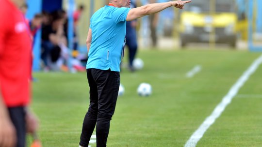 Cine ar fi cea mai bună soluție pentru postul de fundaș stânga la națională: ”La ora actuală este numărul unu” / ”El trebuie să își schimbe comportamentul”