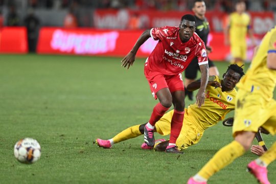 Unde se va juca Dinamo - Petrolul, după decizia Comisiei de Disciplină. Hotărârea luată de șefii grupării bucureștene