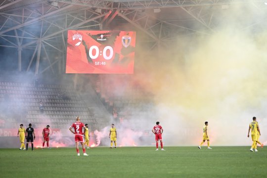 Dinamo - Petrolul, cu spectatori? "Câinii" nu renunță: "Dacă Federația e de acord o să ne organizăm"
