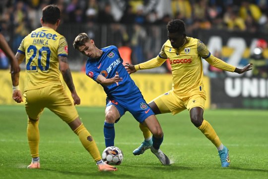 ”Lupii” promit să muște din FCSB. ”Nu suntem resemnați”. Cum plănuiesc să îl blocheze pe Florinel Coman