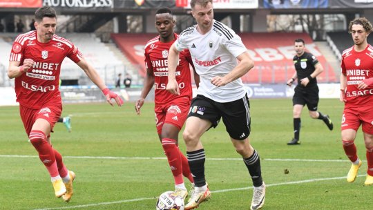 Daniel Popa le mulțumește fanilor U Cluj pentru susținere și promite: ”O să îi răsplătim pe teren! Sper să ducem echipa unde îi e locul”