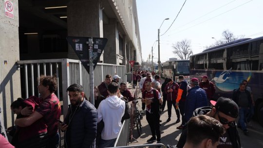 Febra derby-ului se simte încă din prima zi a săptămânii. Rapidiștii au mers la stadion ca să cumpere tichetele pentru meciul cu FCSB