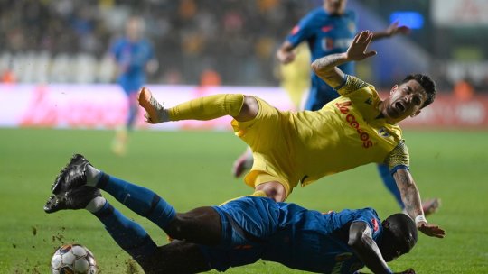 Singurele cuvinte pe care Hanca și Dawa și le-au spus când s-au revăzut pe teren: ”Ce poate să fie?” În toamnă, mijlocașul Petrolului a fost accidentat grav de Joyskim Dawa