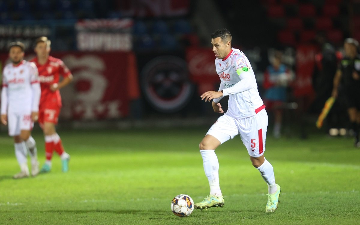 Dinamo se află pe locul 15 în Superligă, cu 26 de puncte.