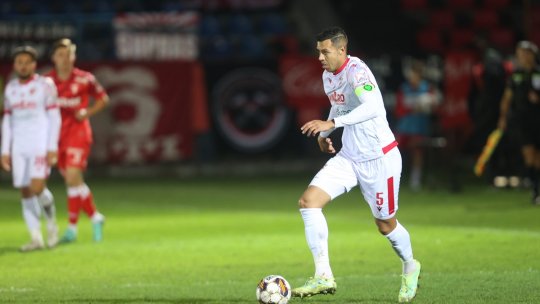 Dezvăluire incredibilă despre plecarea unui fotbalist de la Dinamo din această iarnă: ”Soția lui nu mai putea intra în România. Cred că asta a contat”