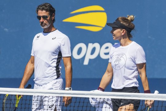 Patrick Mouratoglou i-a lăsat Simonei Halep un mesaj de 3 cuvinte. Fanii s-au înfuriat