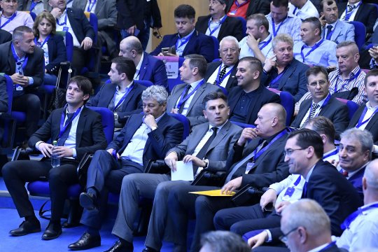 Fostul președinte al Stelei, noi detalii despre privatizare: ”Doar eu am dorit-o, m-au înlăturat. Au făcut-o, dar pe genunchi”. Rezolvare pentru CSA: ”Altă soluție nu este!”