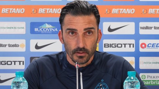 Elias Charalambous, uluit de o întrebare primită la conferința de presă: ”Nu gândim așa!” Ce a spus despre derby-ul cu Rapid: ”Nu e o finală”