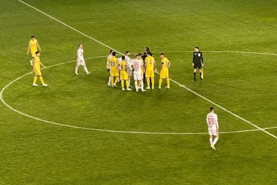 Petrolul - Sepsi, oprit în minutul 24! Liga 1, printre bătăi și scandări xenofobe
