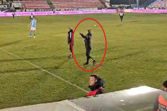 Ioan Ovidiu Sabău, izbucnire nervoasă după ce U Cluj a ratat dramatic prezența în play-off. Cum a fost surprins la finalul meciului cu FC Voluntari