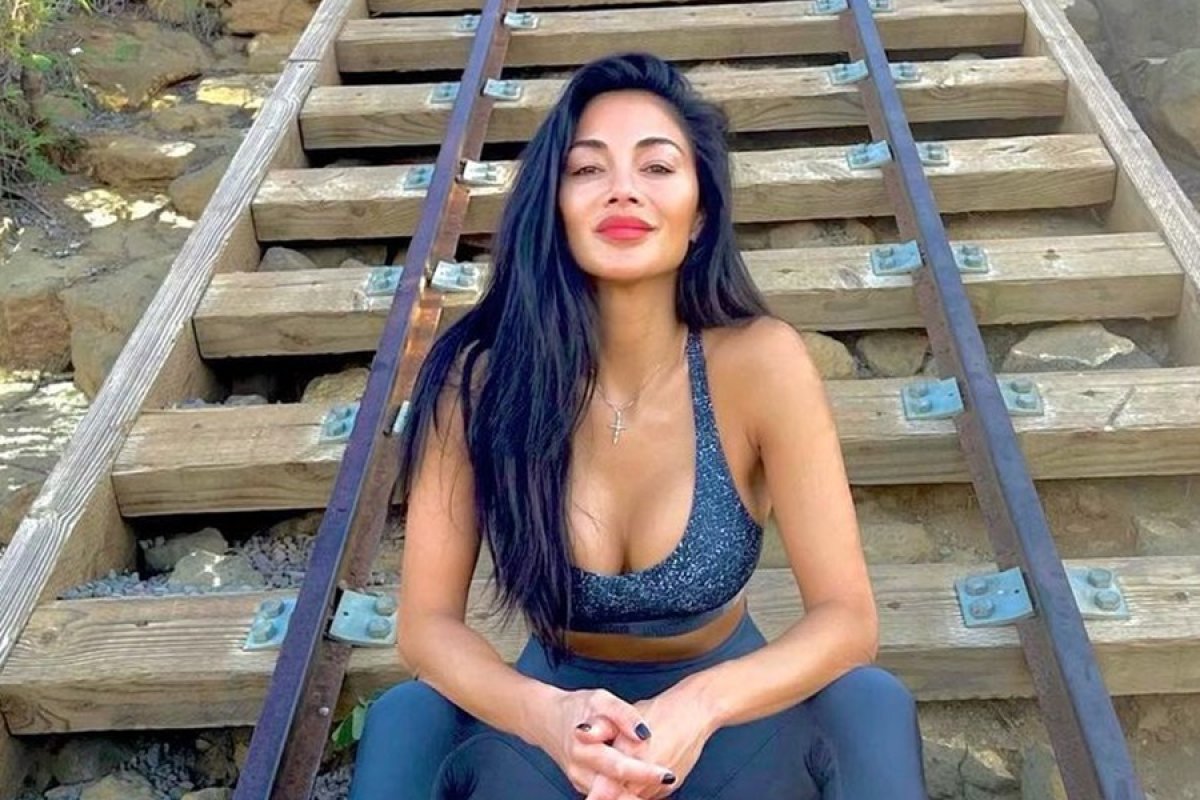 Nicole Scherzinger a fost surprinsă la un moment dat pe barca lui Ion Țiriac