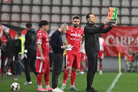 Amzăr a criticat dur arbitrajul după remiza cu Petrolul: ”Au fost penibili. Mai bine să ne lase pe noi să ne arbitrăm” + Reproșuri la adresa lui Kopic