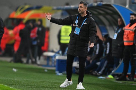 Capăt de drum? Două vedete ale Universității Craiova ar putea pleca dacă Mirel Rădoi revine la echipă