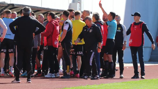 Fără milă: Comisia de Disciplină a luat măsuri drastice după bătaia de la Hermannstadt - U Cluj. Un jucător a fost suspendat pentru o lună