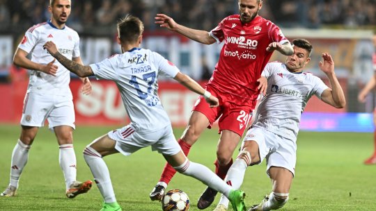 EXCLUSIV | Detalii din contractul jucătorului pe care Rapid vrea să-l transfere în vară. Ce clauză are