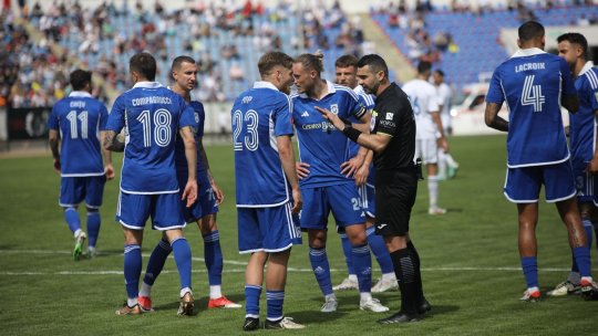 Jucătorii de la FCU Craiova, tot mai speriați de retrogradare: ”Ar fi o pată neagră în CV” + Acuze pentu arbitraj: ”Este rușinos”