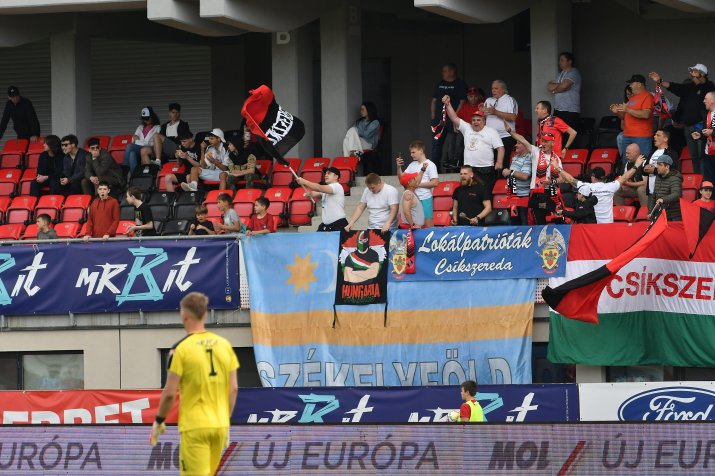 Fanii celro de la Csikszereda abia așteaptă să se bucure alături de jucători pentru o promovare istorică